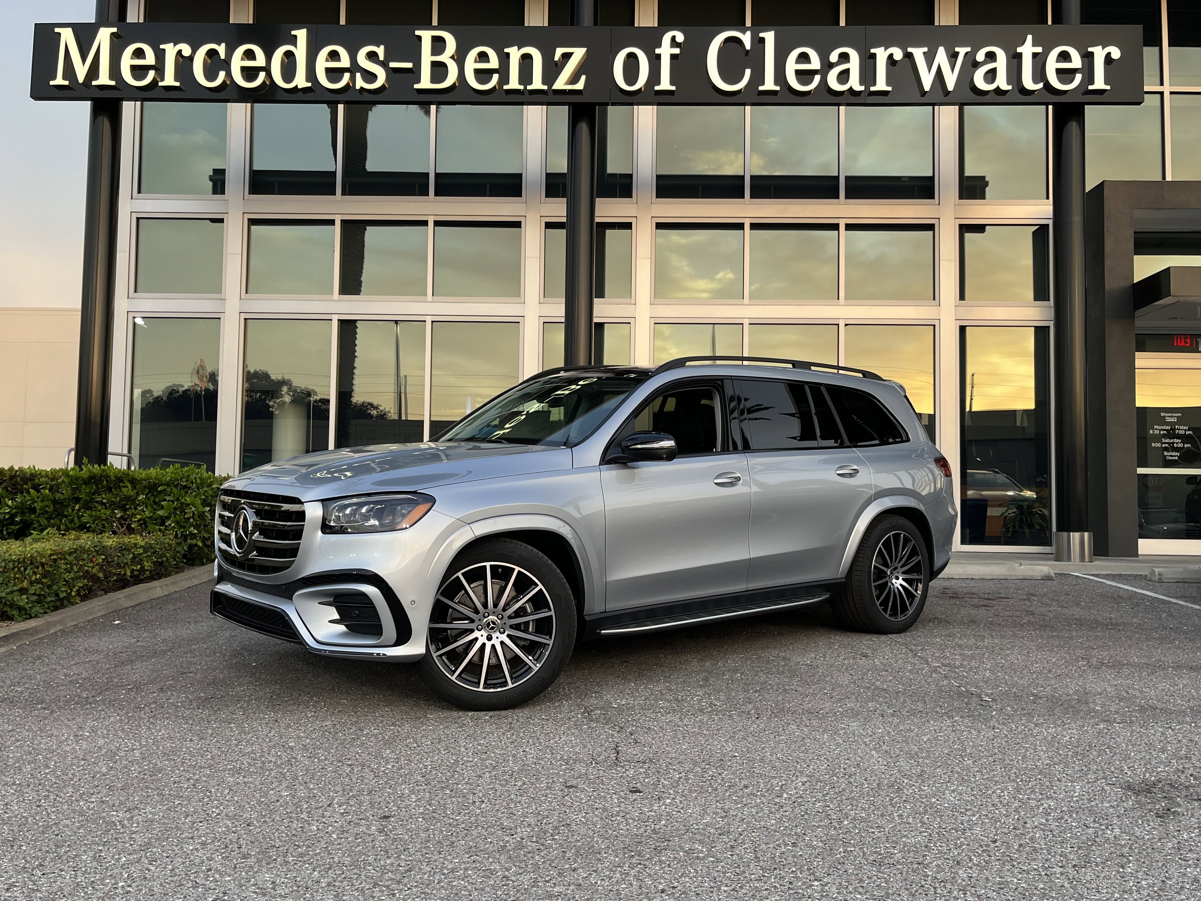 New 2026 CIRRUS SILVER Mercedes-Benz GLS 450 image 1