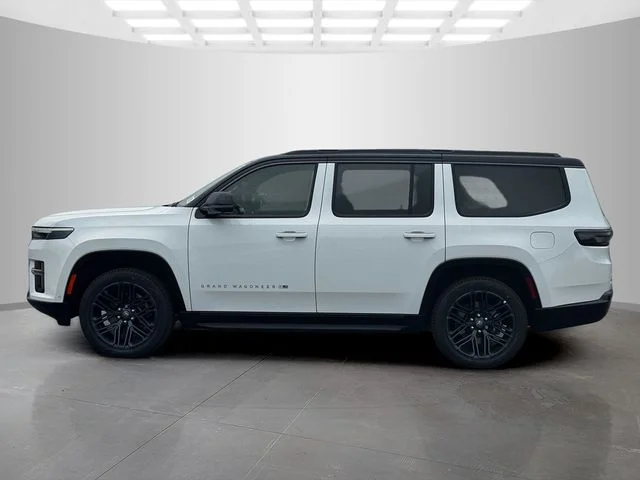 New 2026 Bright White Clear-Coat Exterior Paint Jeep Grand Wagoneer image 4