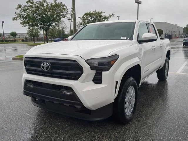 New 2026 Ice Cap Toyota SR5 image 8