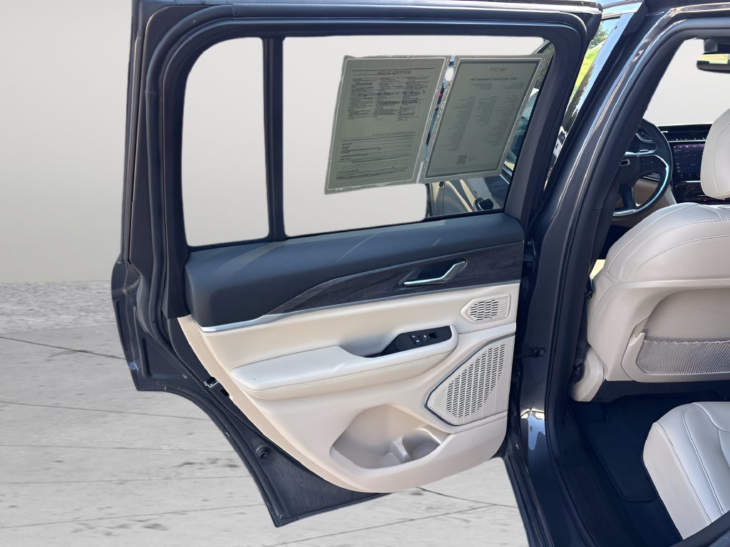 Certified Used 2024 Gray Jeep 4xe image 40