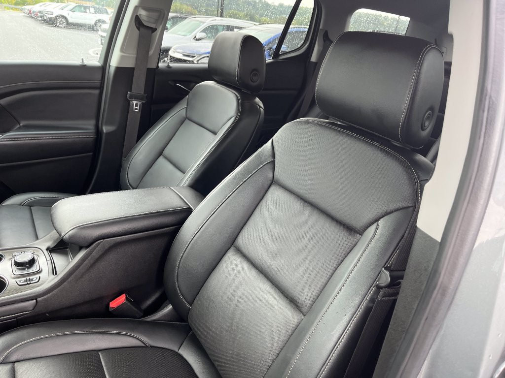 Certified Used 2023 Silver GMC SLT image 12