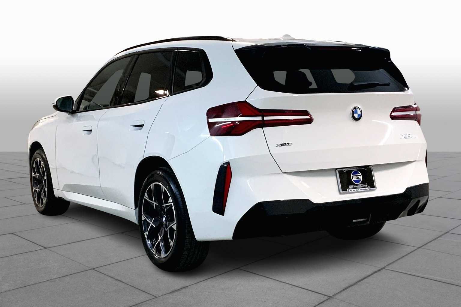 Used 2025 Alpine White BMW 30 xDrive image 12