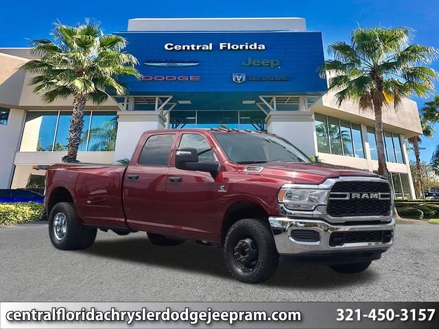 2024 RAM 3500 Tradesman 4X4 Crew Cab LWB's photo