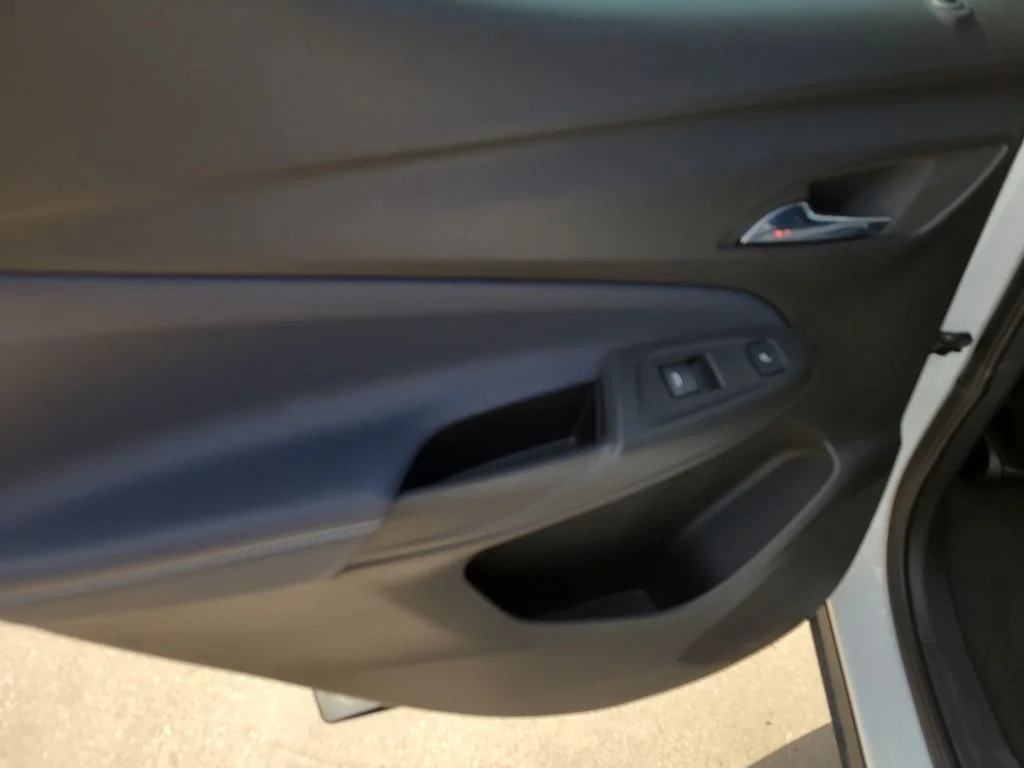 Used 2023 White Chevrolet Premier image 16