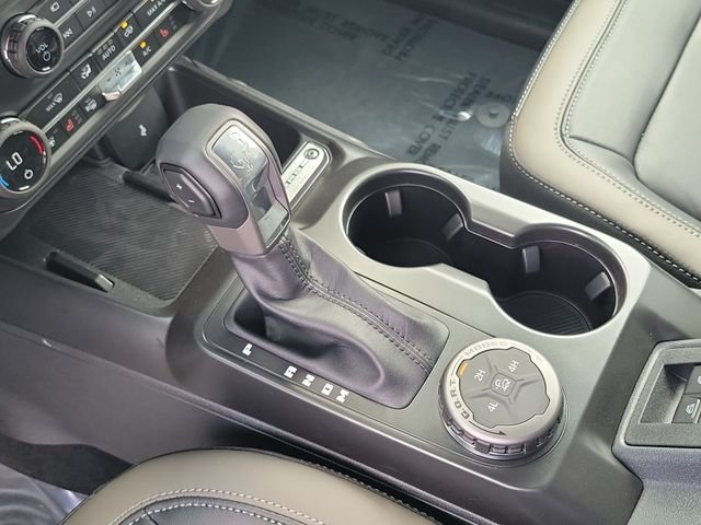 New 2026 Avalanche Gray Ford Outer Banks® image 14