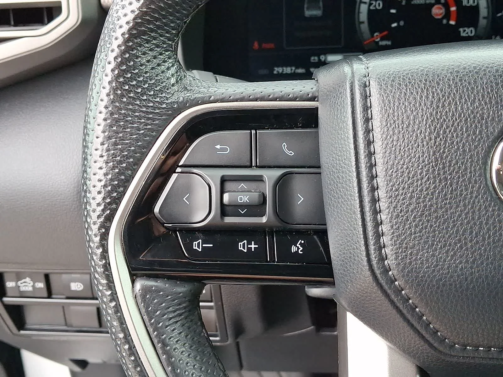Certified Used 2024 Wind Chill Pearl Toyota Limited Hybrid image 25