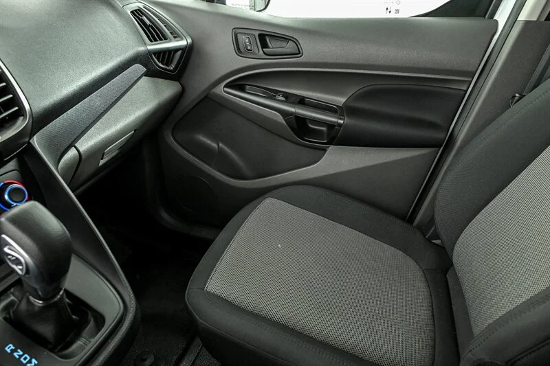 Used 2022 Frozen White Ford XL image 24