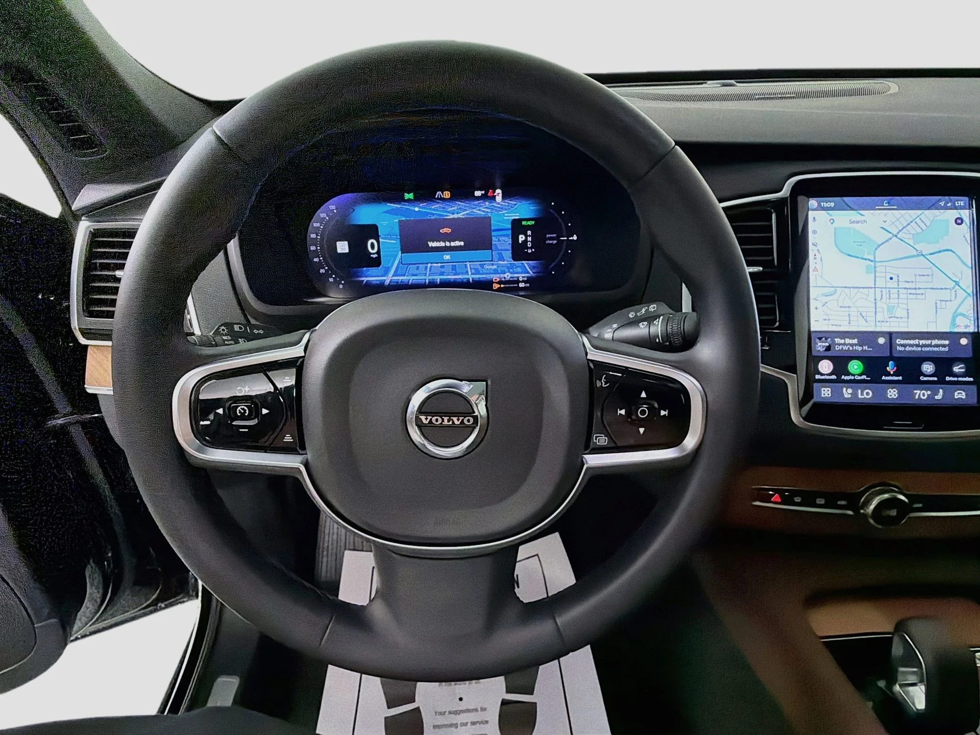 Certified Used 2023 Onyx Black Volvo Plus image 12