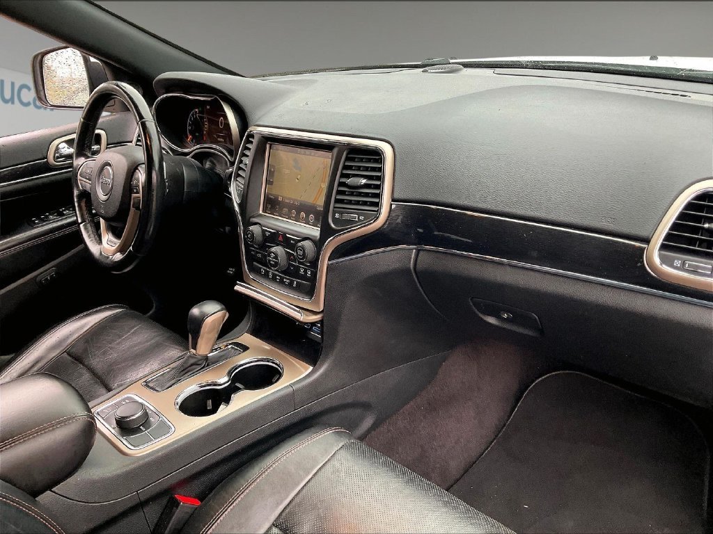 Used 2016 Bright White Clearcoat Jeep Limited image 13
