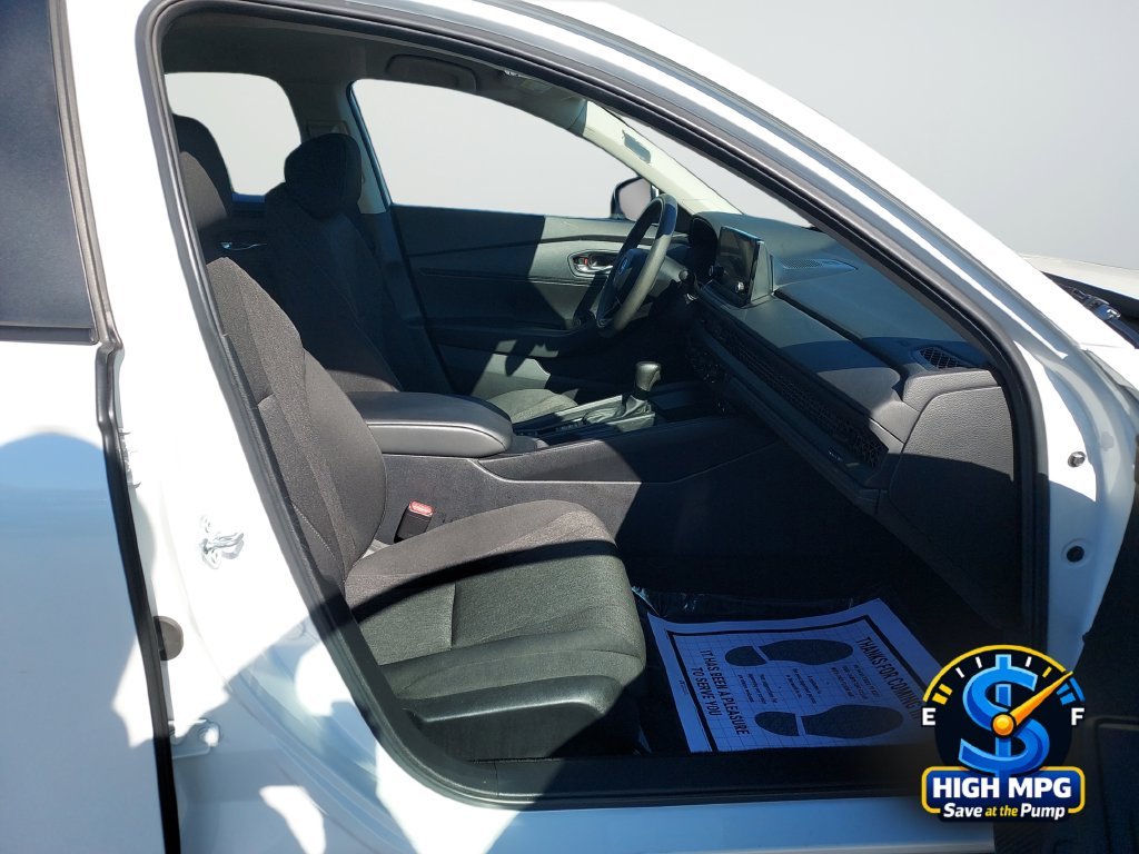 Used 2025 White Honda LX image 23