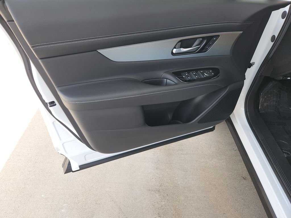 Certified Used 2025 White Nissan SL image 31