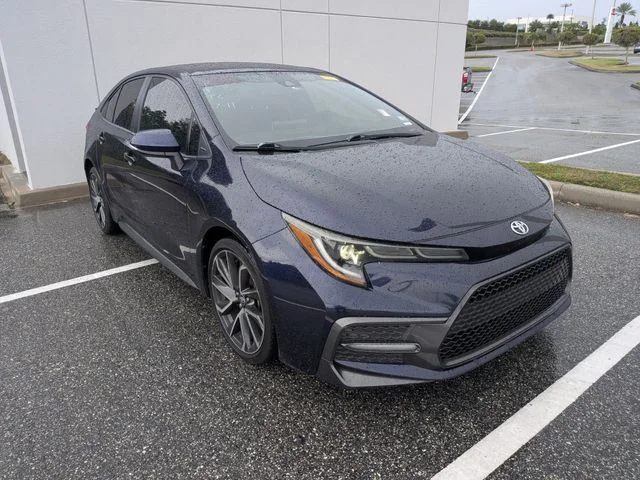 Used 2020 Blue Toyota SE image 1