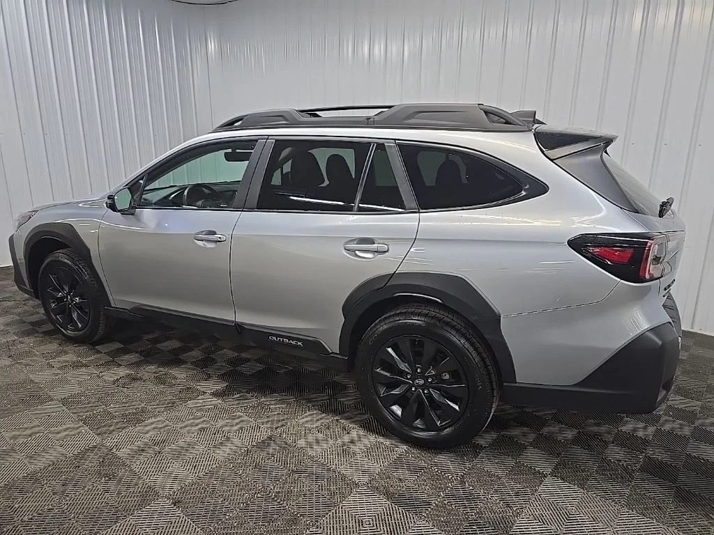Used 2024 Silver Subaru Onyx Edition image 4