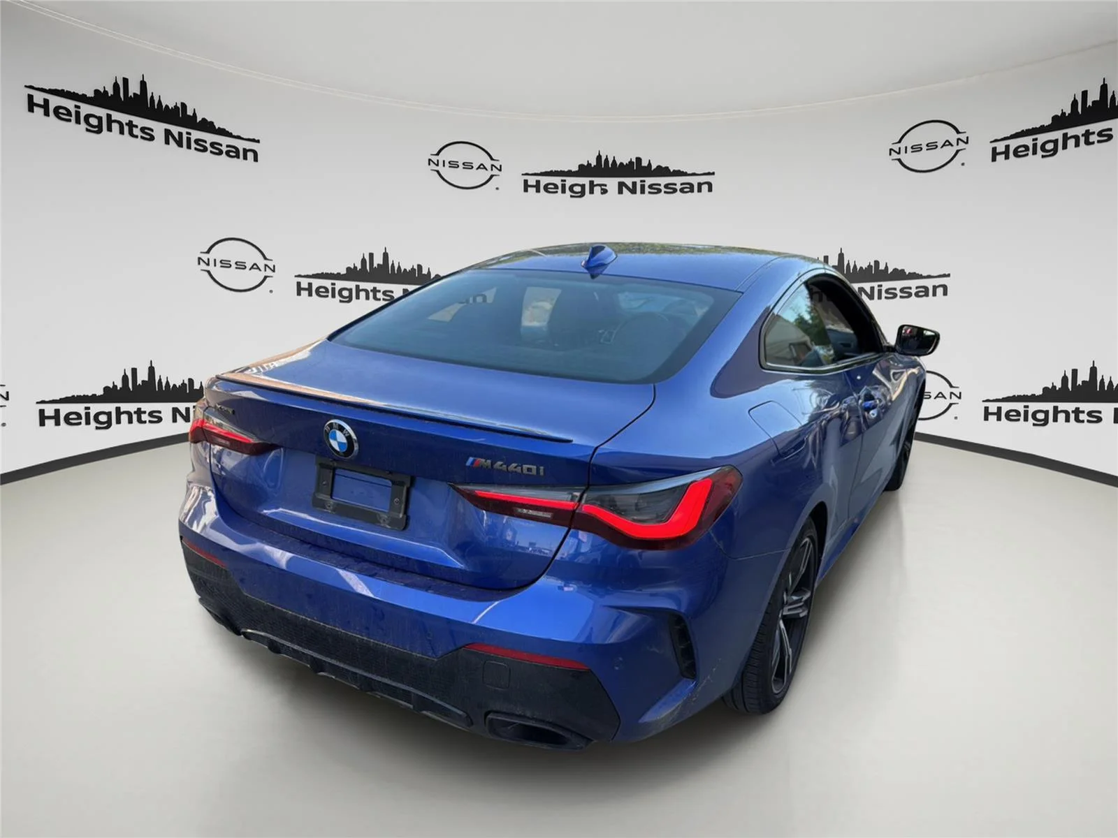 Used 2021 Portimao Blue Metallic BMW M440i xDrive image 5