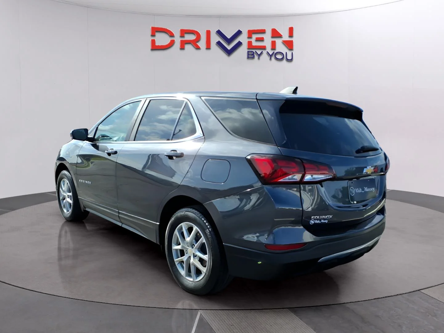 Used 2023 Iron Gray Metallic Chevrolet LT image 3