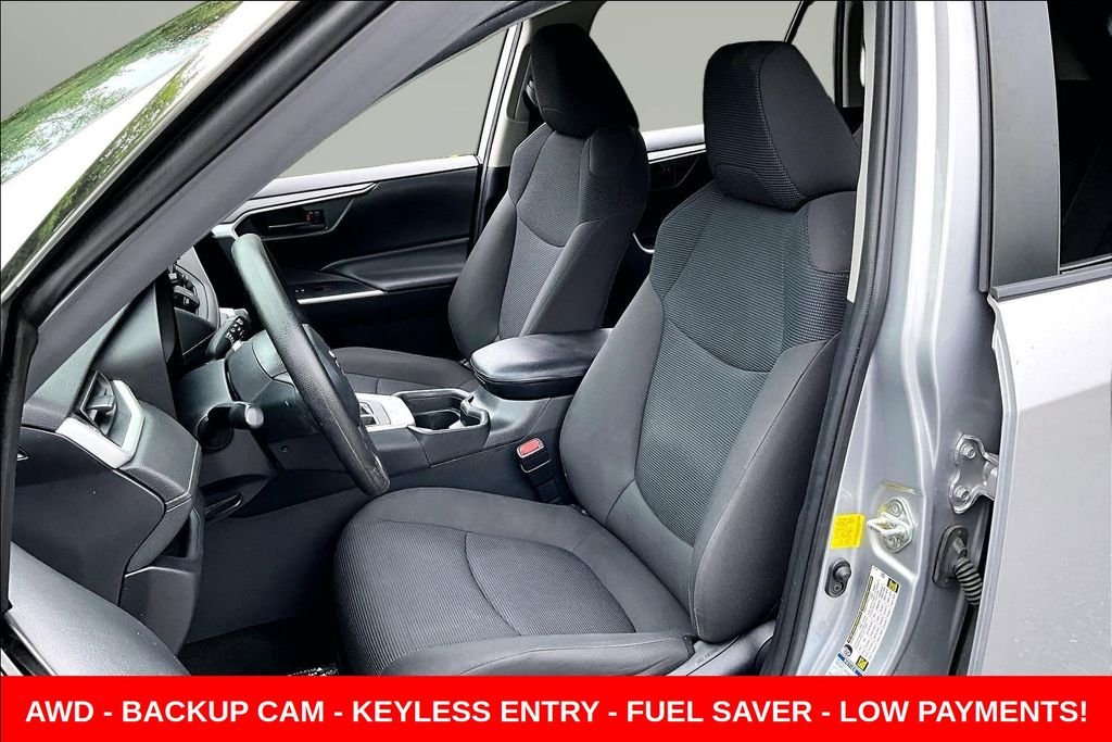 Used 2020 Silver Toyota LE image 20