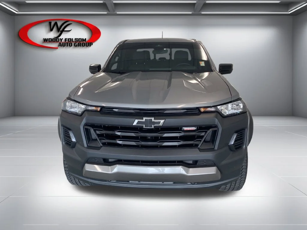 Used 2026 Gray Chevrolet Trail Boss image 2