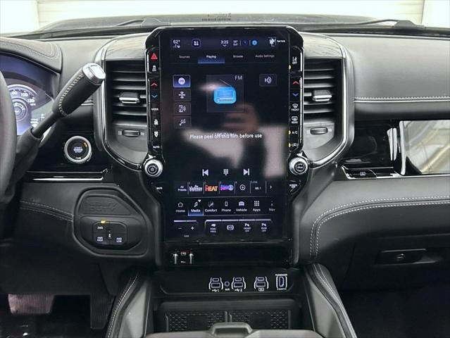 New 2026 Diamond Black Crystal Pearl-Coat Exterior Paint RAM Limited image 13