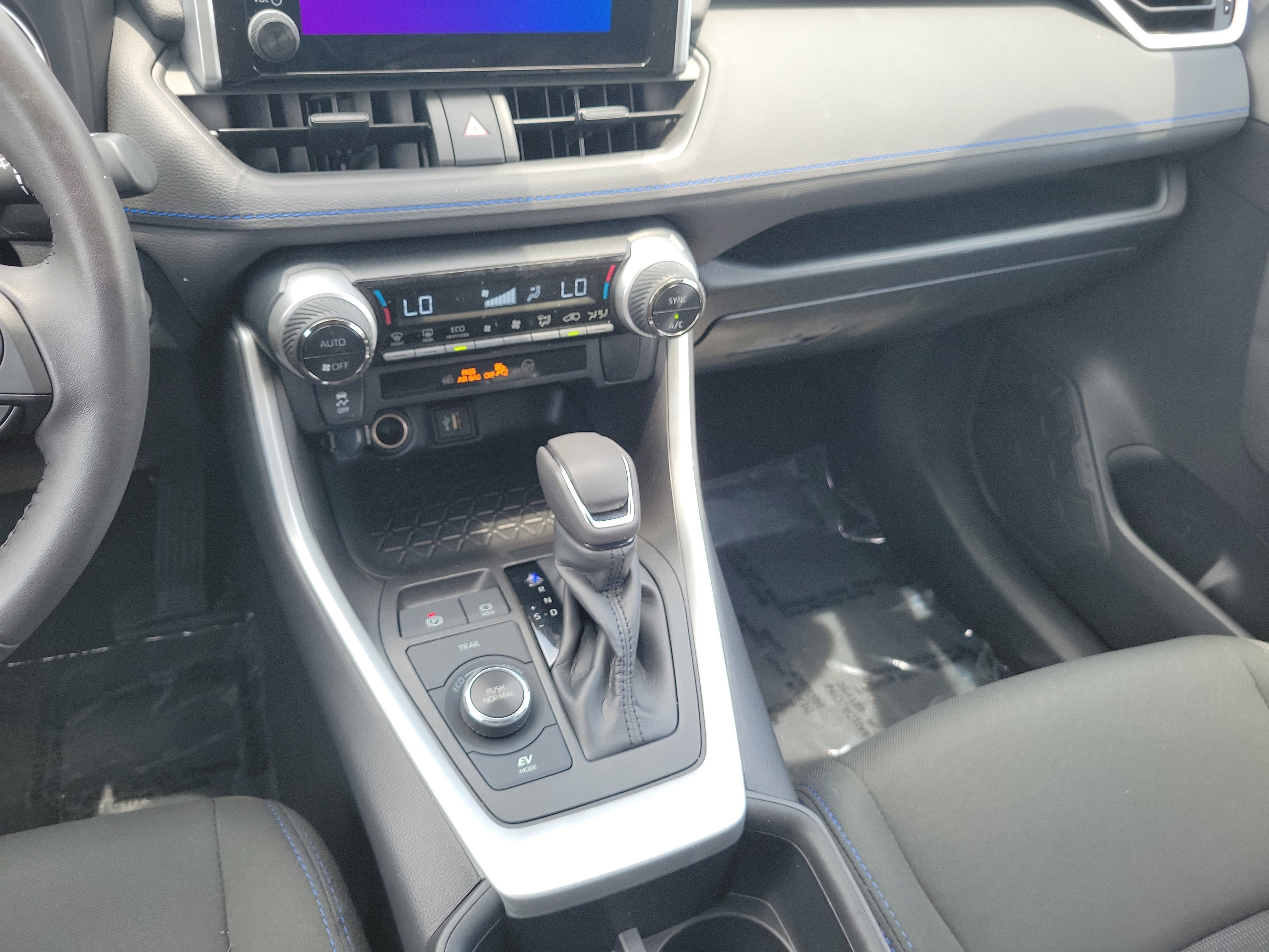Certified Used 2023 Midnight Black Metallic Toyota Hybrid SE image 18