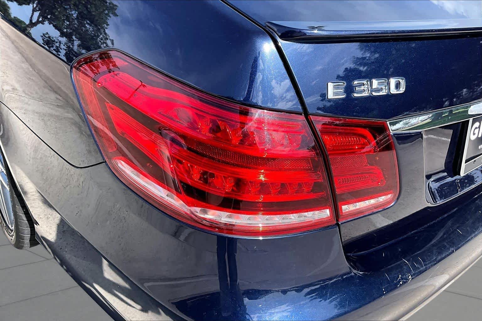 Used 2015 Lunar Blue Metallic Mercedes-Benz E 350 Sport image 27