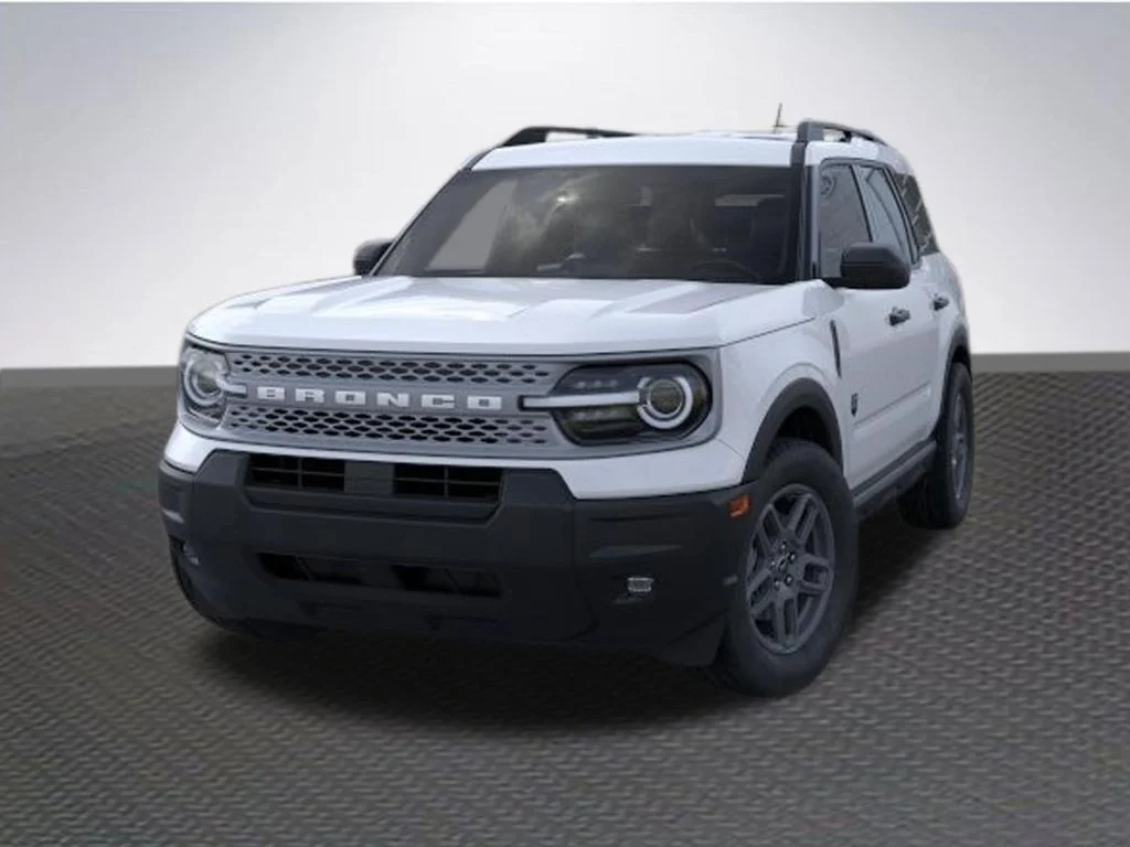 New 2026 Space White Metallic Ford Big Bend® image 2