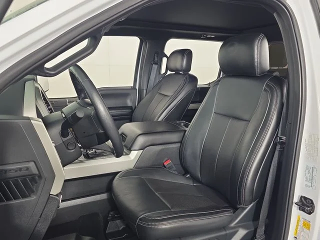Used 2020 Oxford White Ford Lariat image 27