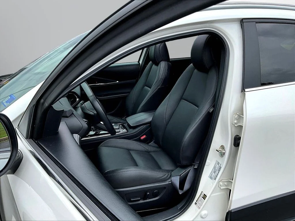 Used 2025 Snowflake White Pearl Mazda 2.5 S Preferred Package image 21