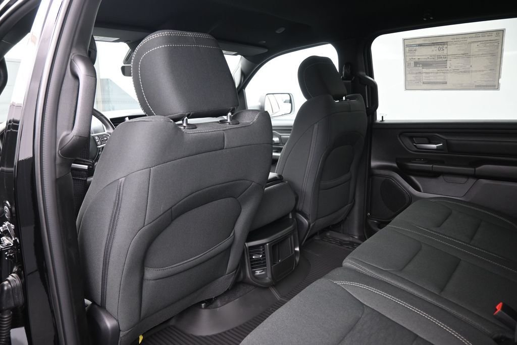 New 2026 Diamond Black Crystal Pearl-Coat Exterior Paint RAM Warlock image 23