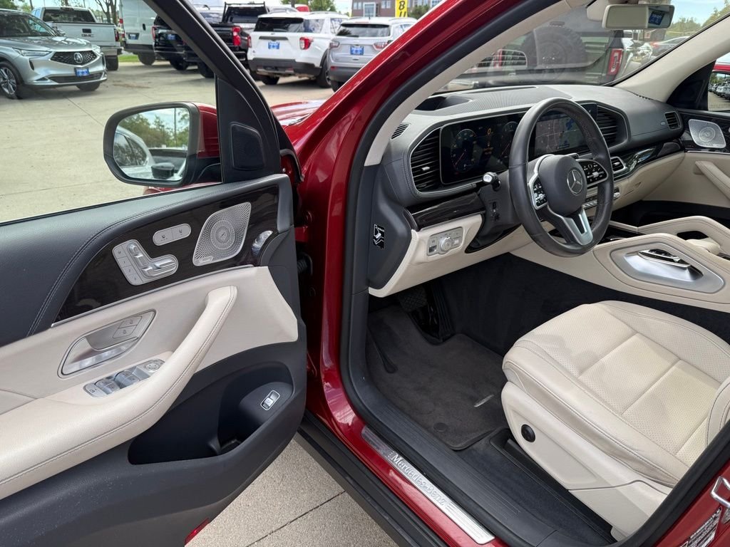 Used 2020 designo Cardinal Red Metallic Mercedes-Benz GLE 450 image 12
