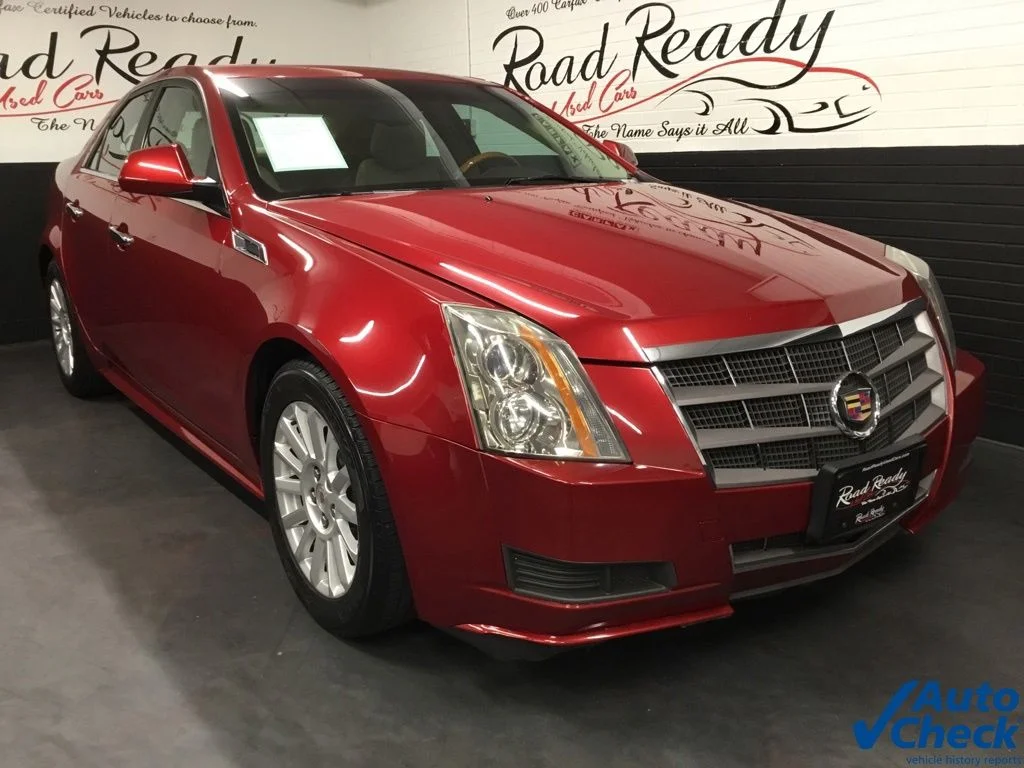 Used 2011 Red Cadillac Luxury image 3