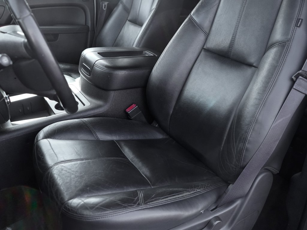 Used 2014 Summit White Chevrolet LT image 25