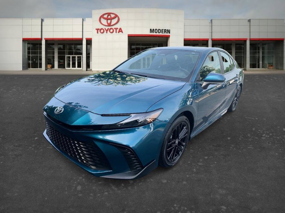 Used 2025 Ocean Toyota SE image 1