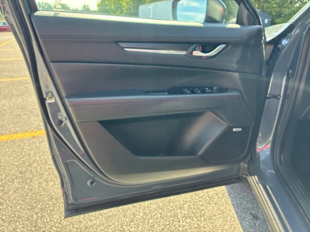 Used 2025 Gray Mazda 2.5 S Carbon Edition image 40