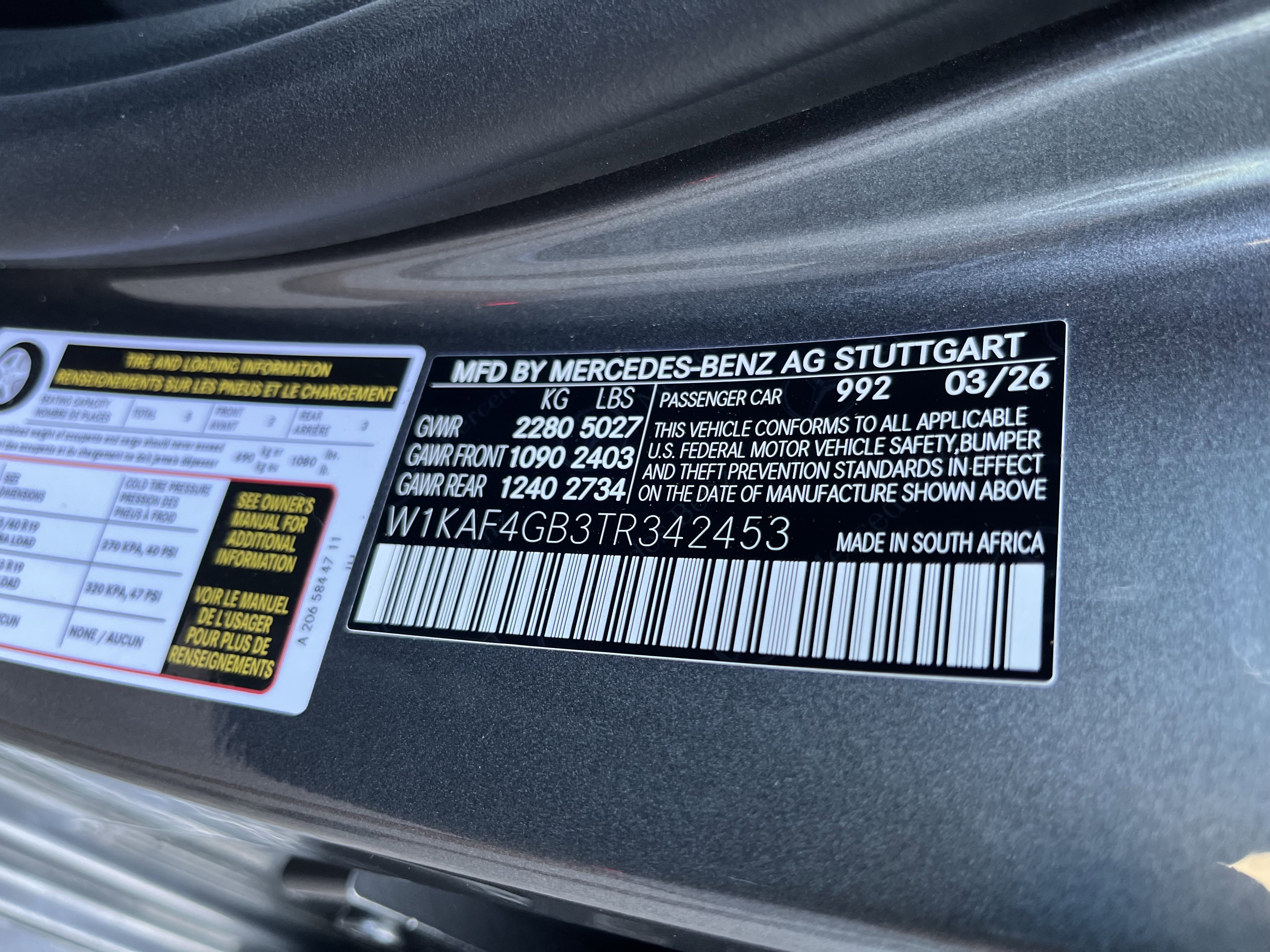 New 2026 Selenite Grey Metallic Mercedes-Benz C 300 image 29