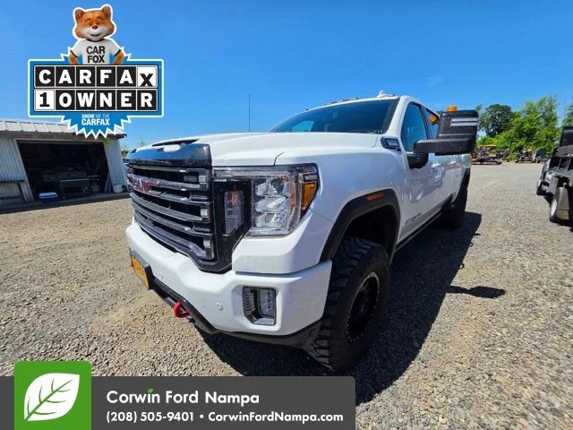 2022 GMC Sierra 4WD Crew Cab Standard Box AT4's photo