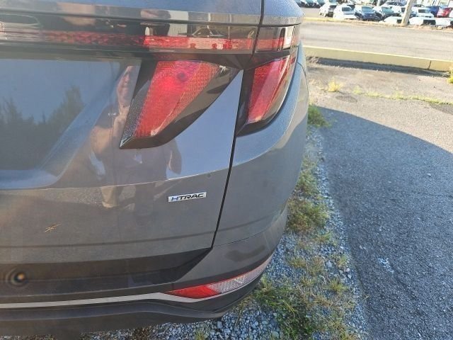 Used 2024 Gray Hyundai SEL image 6