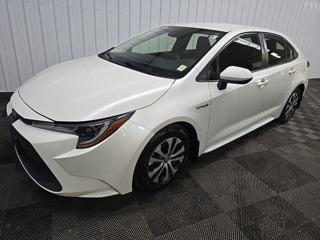 Used 2020 Blizzard Pearl Toyota LE image 8