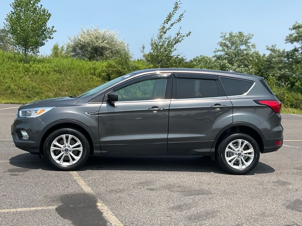 Used 2019 Magnetic Ford SE image 27