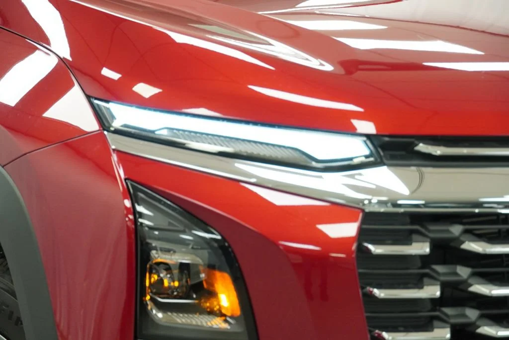 New 2027 Radiant Red Tintcoat Chevrolet LT image 32