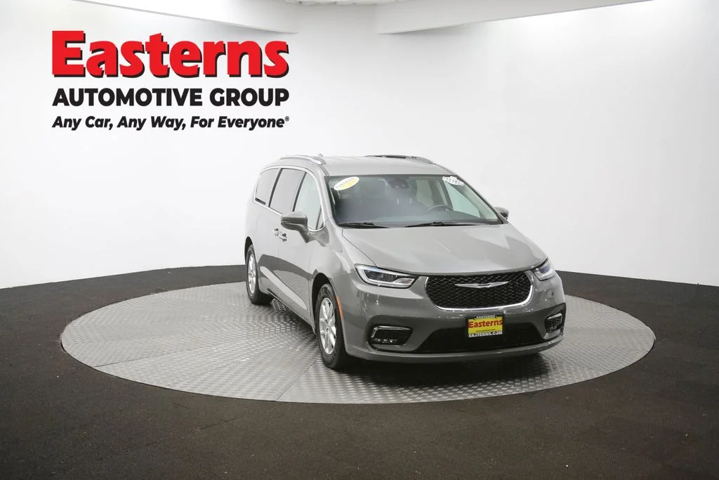 Used 2021 Gray Chrysler Touring L image 50