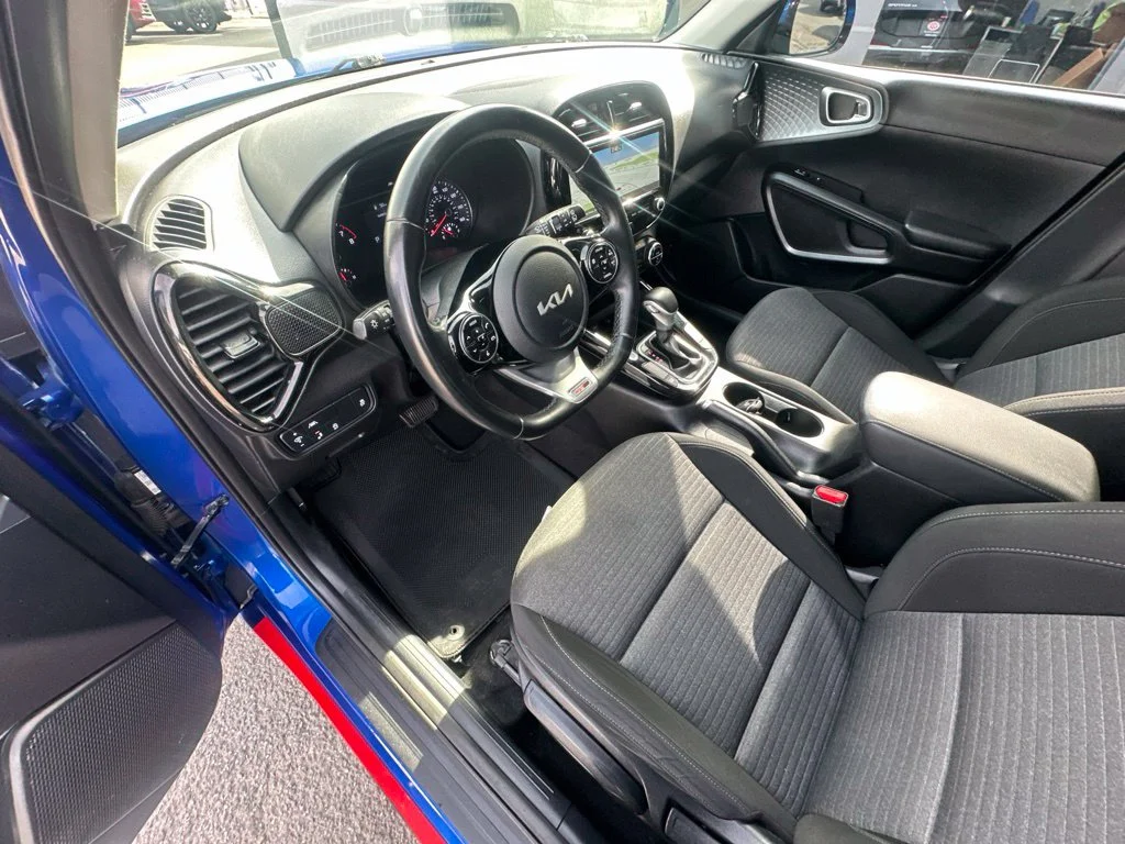 Used 2022 Blue Kia GT-Line image 9