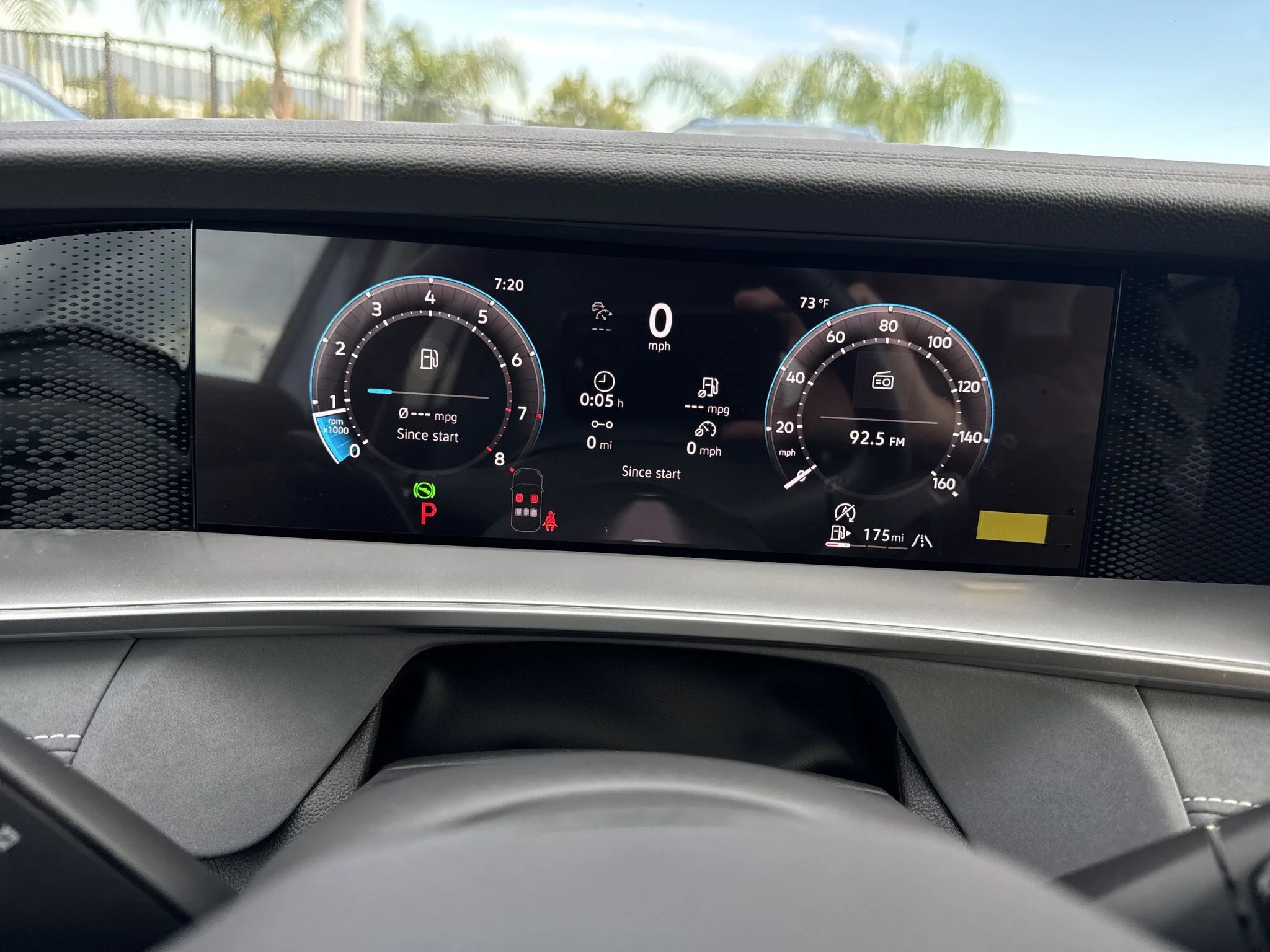 New 2026 Pure White Volkswagen SE image 21