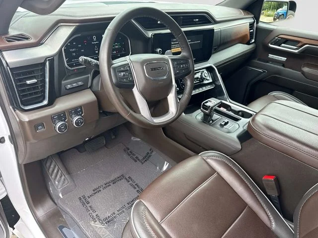 Used 2023 White GMC Denali image 13