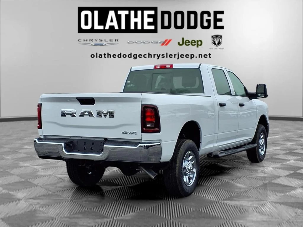 New 2026 Bright White Clear-Coat Exterior Paint RAM Tradesman image 27
