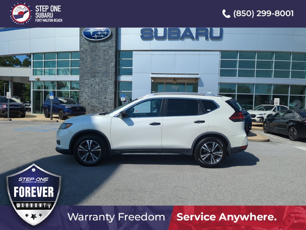 Used 2020 White Nissan SV image 4
