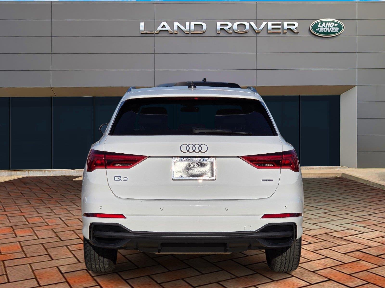 Used 2025 WHITE Audi S line Premium image 5