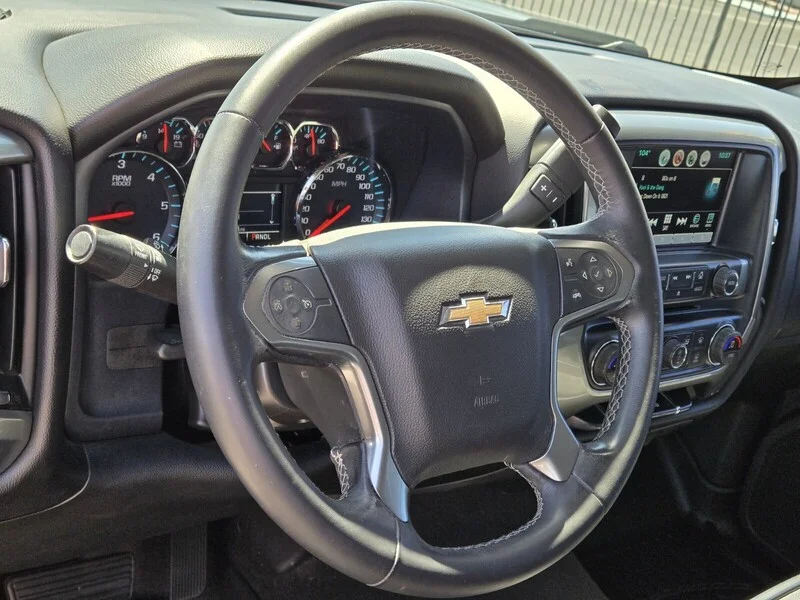 Used 2018 Graphite Metallic Chevrolet LT image 13