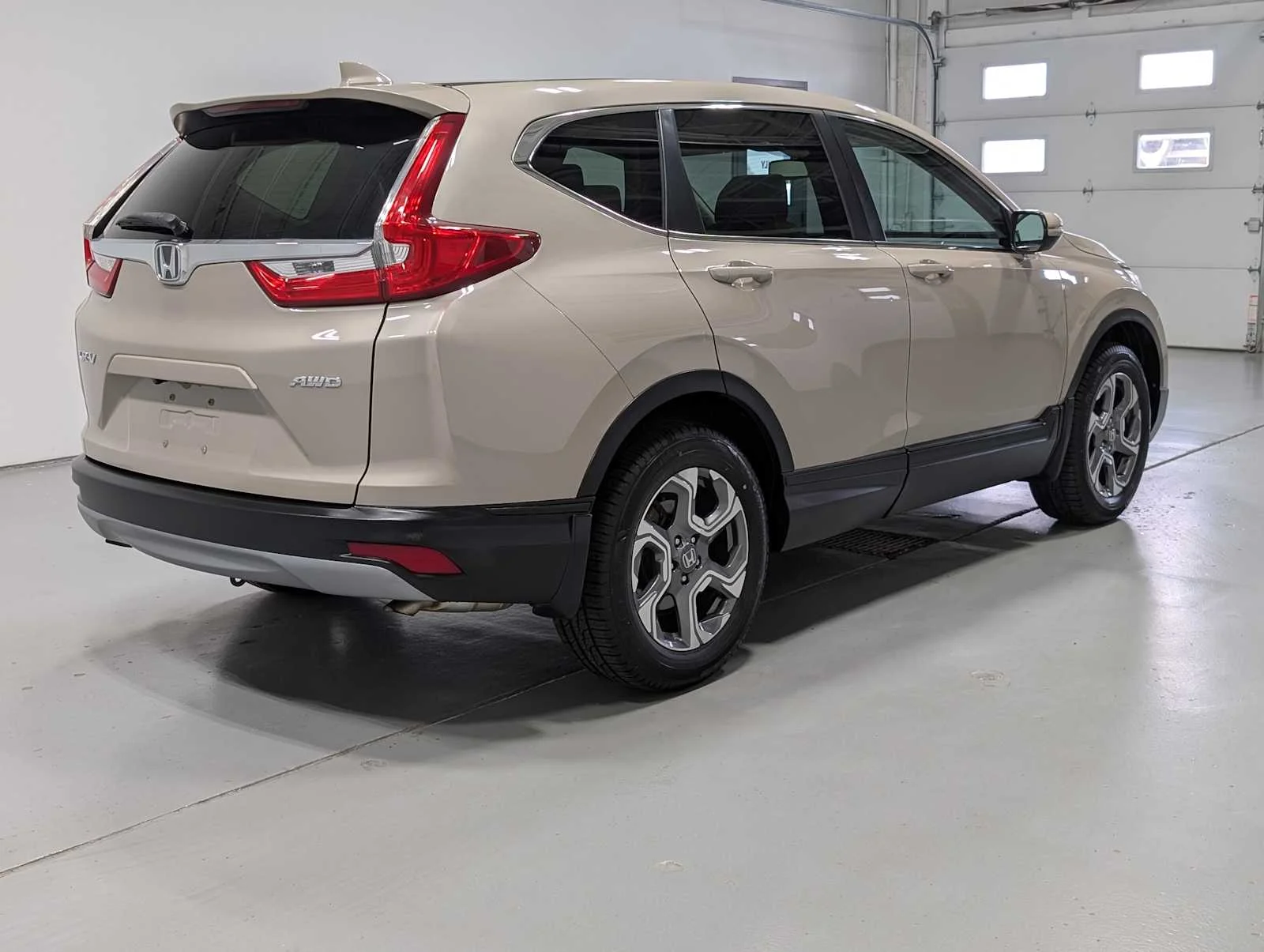 Used 2017 Sandstorm Metallic Honda EX-L image 8