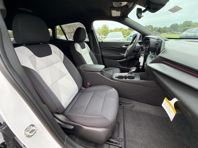 2026 Chevrolet Trax RS - Photo 29