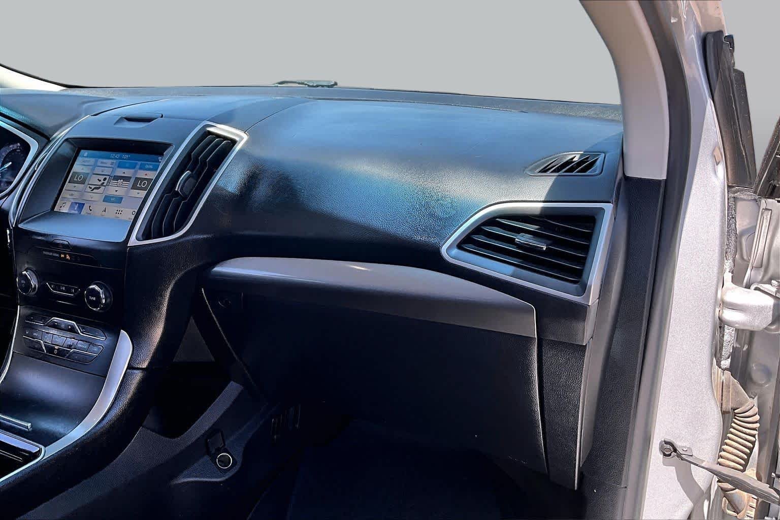 Used 2019 Ingot Silver Ford SEL image 18
